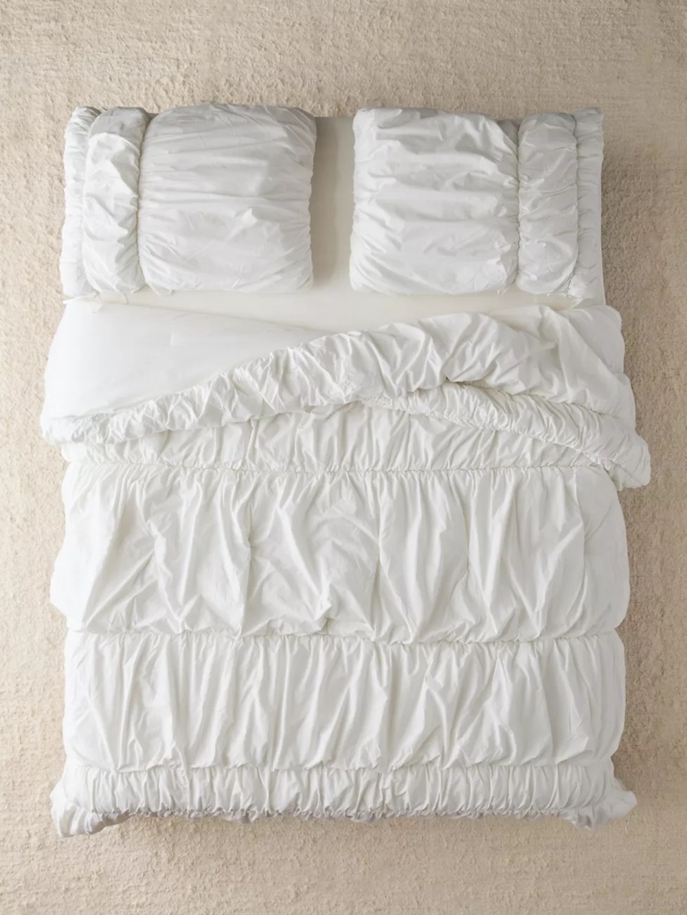 NWT Urban Outfitters Cinched Puffy Comforter in Full/Queen
